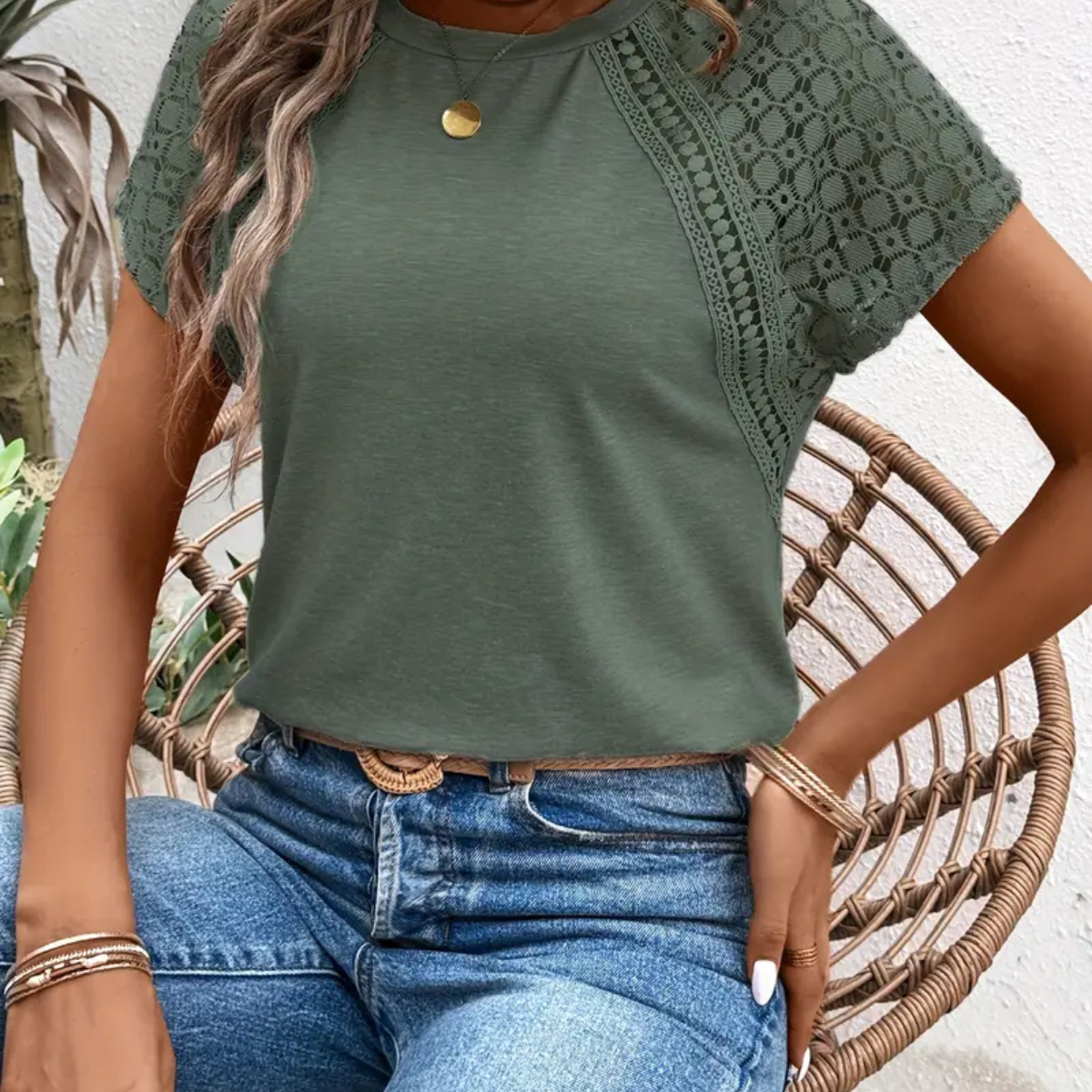 T-shirts & Tops