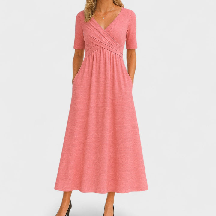 Odilia | Midi-jurk met flatterende taille en vloeiende lijn