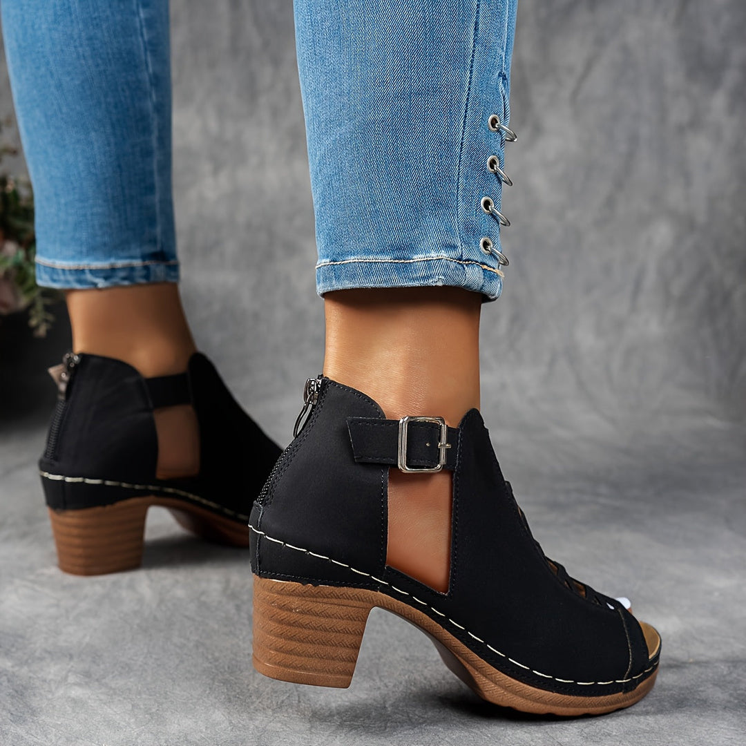 Isalie | Luchtige Blokhaksandalen met Cut-Out Design
